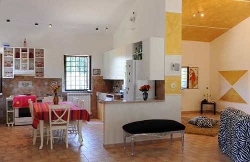 Montelanico Villa | Domus Mariae: pas de piscine partagée idéale pour les enfants près de Rome, bord de mer, cheval, golf, ski