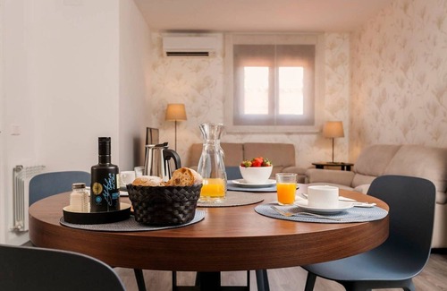 Toledo City Center Appartement | Domus Toledo Appartement entièrement rénové de 1250 pieds carrés