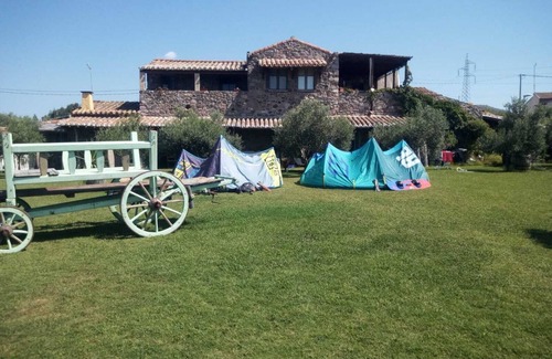 San Giovanni Suergiu Maison | DomusAntiga appartement de trois pièces à 10 minutes des plus belles plages de la côte!wifi