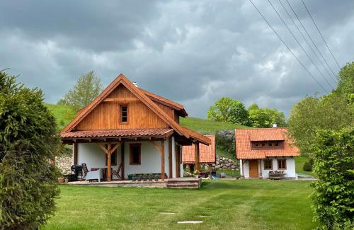 Faszcze Maison | Domy w Lipowie - dom żółty