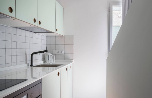 Doctor Barraquer-Grupo Renfe-Policlinico Appartement | Don Fadrique Apartments by Olala Homes