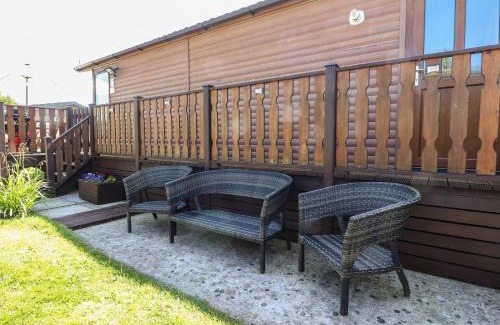 Warton Maison | Doormouse Lodge