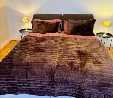 Wolfhagen Appartement | Doppelhaushälfte - gemütlich wohnen im Fachwerkhaus - 5 Schlafzimmer, 2 Bäder