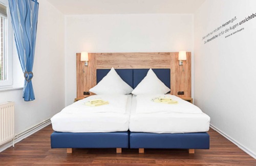 Altharlingersiel Maison | Doppelzimmer H - Huus An't Deep in Altharlingersiel