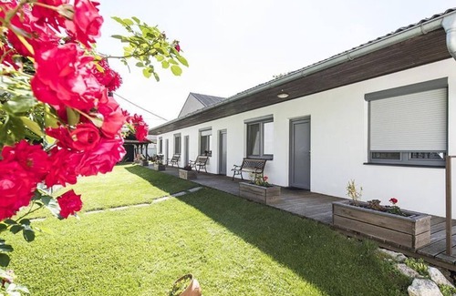Apetlon Appartement | Doppelzimmer mit Dusche, WC - Weingut & Gästehaus Markus Tschida