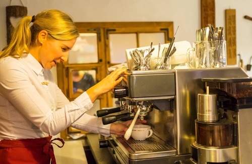 Wiehl Appartement | Doppelzimmer Mond mit WC und Dusche