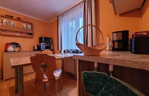 Franken Siedlung Appartement | Doppelzimmer - Zimmervermietung Lange