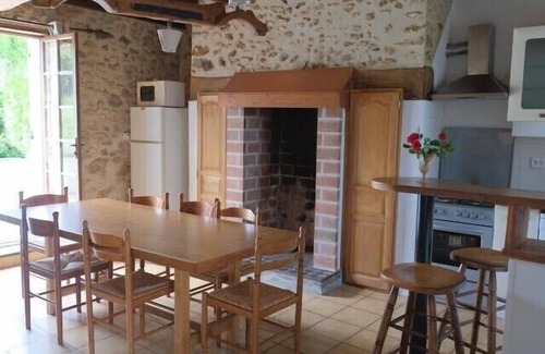 Saint-Jean-dEstissac Maison | Dordogne, Périgord, Paradis, Maison Longère 200m2, 12 pers, piscine, étang privé