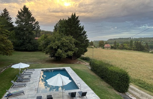 Vergt-de-Biron Villa | Dordogne / 5km de Bastide Monpazier / Maison de famille / 5 ch / piscine privée