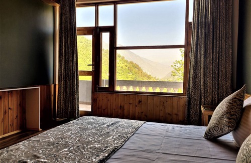 Banjar Lit Et Petit-Déjeuner | Doris Mountain Cabins Tirthan - 5km from Tirthan and 7km from Jibhi