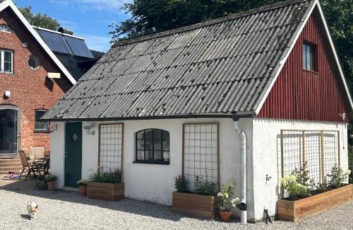 Loberod Lit Et Petit-Déjeuner | Dorisberg B&B - The Chicken house