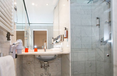 Altstadt Hôtel | DORMERO Hotel Bargenturm Lüneburg