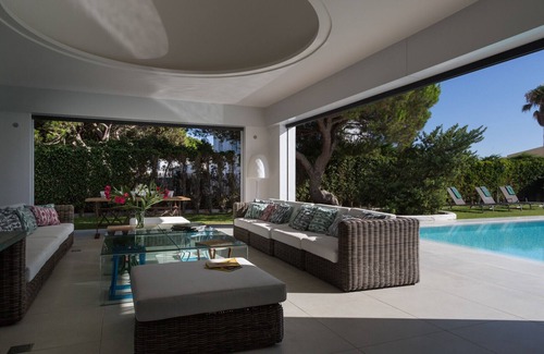 Cabo Roche Villa | Dos Horizontes. Luxury, space, sea views, beach 100m