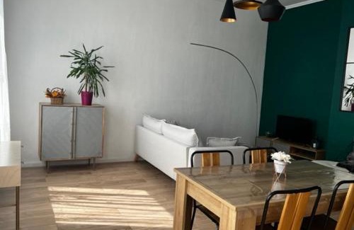 Douai Appartement | Douai 2: joli appartement face à la gare