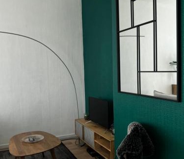 Douai Appartement | Douai 2: joli appartement face à la gare