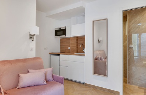 Pere Lachaise Hôtel | Double-bed apartment in apart'hotel Le Bellevue