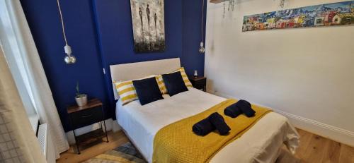 Streatham Hill Maison | Double Bed at Cozy Hailsham