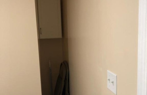 Chilliwack Proper Village West Maison | Double bed Room with separate entrance & shower