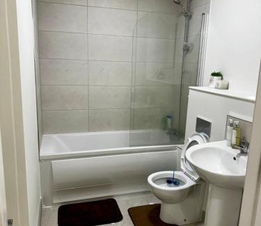 Ongar Maison | Double bed with Private Bath in 2BHK -Dublin 15