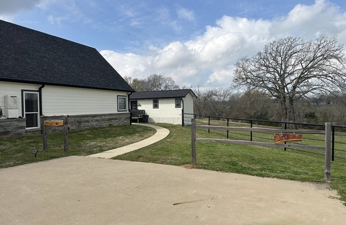 Emory Cabine | Double D Ranch Guest House