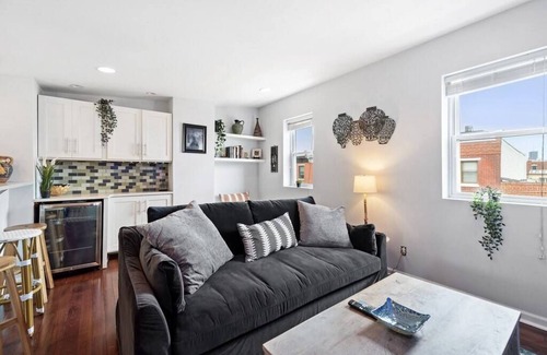 East Passyunk Crossing Appartement | Double Decker Roofdeck! Gorgeous View in Passyunk!
