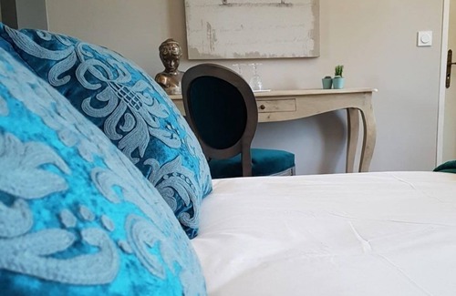 Sainte-Honorine-de-Ducy Maison | double de luxe salle de bain vue sur jardin chambr