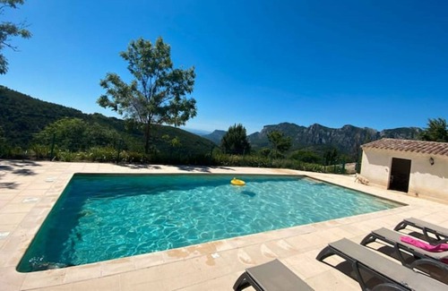 Mornans Cottage | Double gite 6ch 16pers in the middle of nature with swimming pool