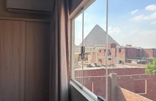 Giza Governorate Appartement | Double or Twin Room with Mountain View
