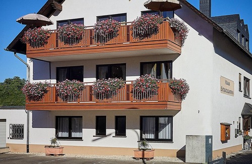 Wolf Cottage | Double room 3 - Gäste- und Weinhaus Haus Schatzgarten