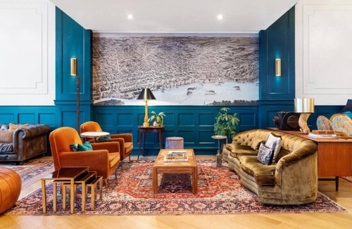 South Main Historic District Appartement | Double Room at ARRIVE Memphis, Pet-Friendly Property, Parking Onsite