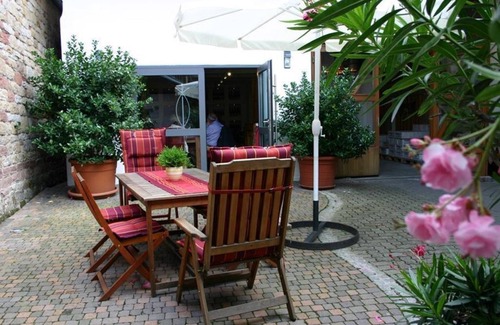 Steinweiler Lit Et Petit-Déjeuner | Double room bath/WC - Weingut & Gästehaus Frank Bohlender