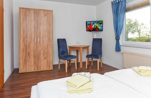 Altharlingersiel Maison | Double room C - Huus an't Deep in Altharlingersiel