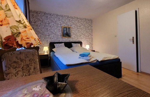 Franken Siedlung Appartement | Chambre Double - Logeur de Chambre Lange