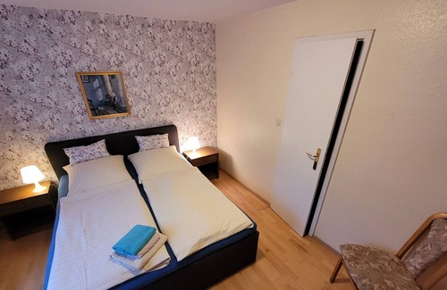 Franken Siedlung Appartement | Chambre Double - Logeur de Chambre Lange