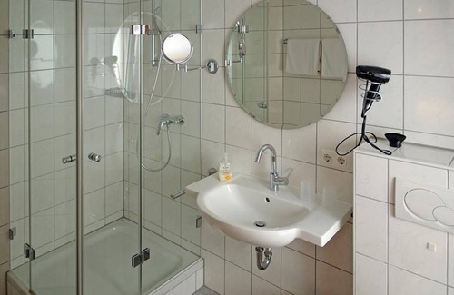 Hillesheim Lit Et Petit-Déjeuner | Chambre Double Douche / WC (NR) - Gästehaus Kloep