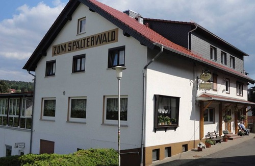 Beerfelden Cottage | Chambre Double avec Balcon 1 - Gasthaus Zum Pälterwald