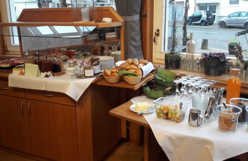 Steinbach Appartement | Double room with balcony, shower and WC, max. 2 persons
