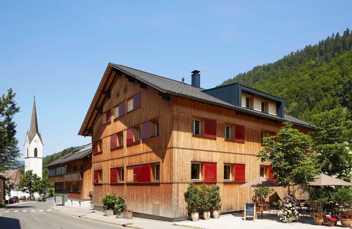 Bizau Maison | Chambre Double - Gasthof Pension Taube