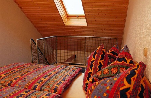 Kluesserath Lit Et Petit-Déjeuner | Double room with shower and WC - Ferienweingut Herres