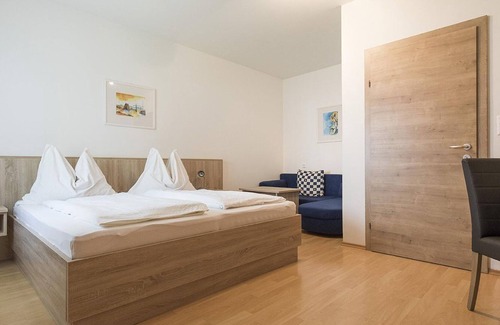 Apetlon Appartement | Double room with shower, toilet - Weingut & Gästehaus Markus Tschida