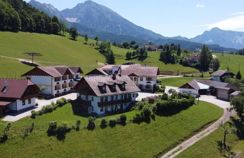 Edlbach Appartement | Berggasthof Zottensberg - twin room with shower, WC