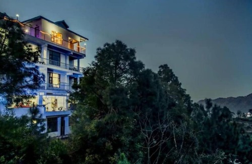 Kasauli Appartement | Double Room with Terrace - The Terrace Retreat by StayVues