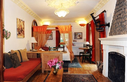 La Mariscal Maison | Double Suite Deluxe With Chimena