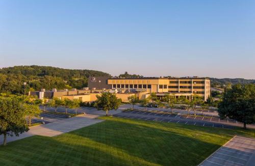 Mars Hôtel | DoubleTree by Hilton Pittsburgh - Cranberry