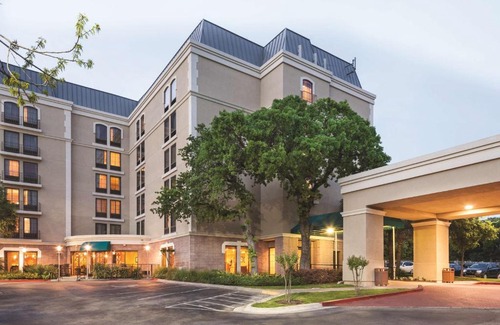 Swede Hill Hôtel | DoubleTree by Hilton Austin-University Area