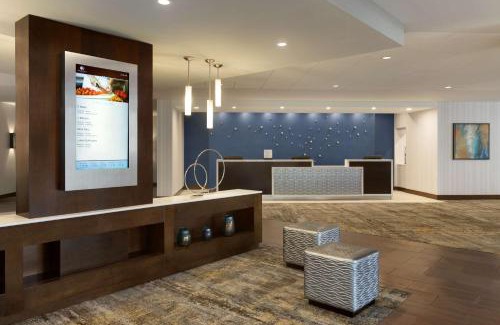 Windsor Locks Hôtel | DoubleTree by Hilton Bradley International Airport