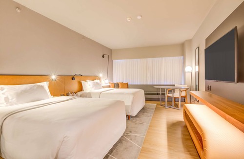 Cristal Hôtel | DoubleTree by Hilton Porto Alegre