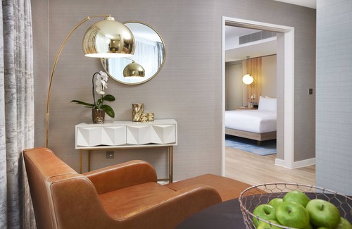 Custom House Hôtel | DoubleTree by Hilton Hotel London ExCel