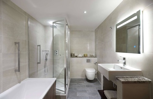 Custom House Hôtel | DoubleTree by Hilton Hotel London ExCel