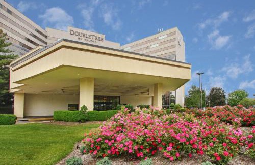 Newark Hôtel | DoubleTree by Hilton Hotel Newark Airport